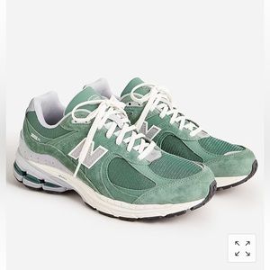 New Balance 2002R Sneakers